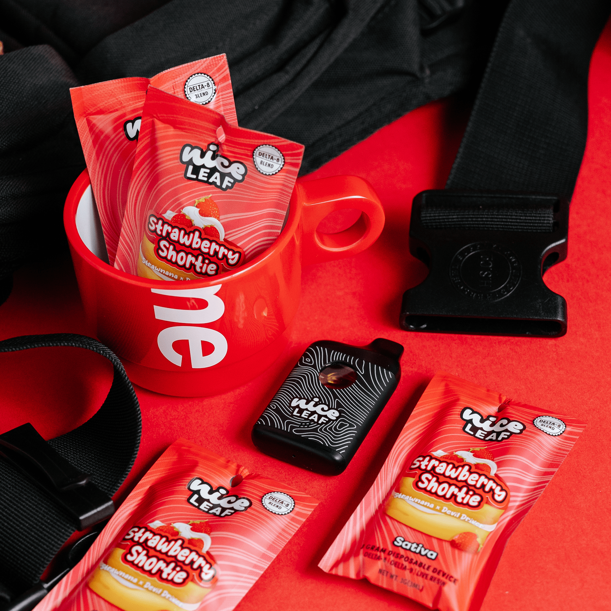 Strawberry Shortie Delta-8 THC 3G Vape Pen (Strawnana) - Nice Leaf